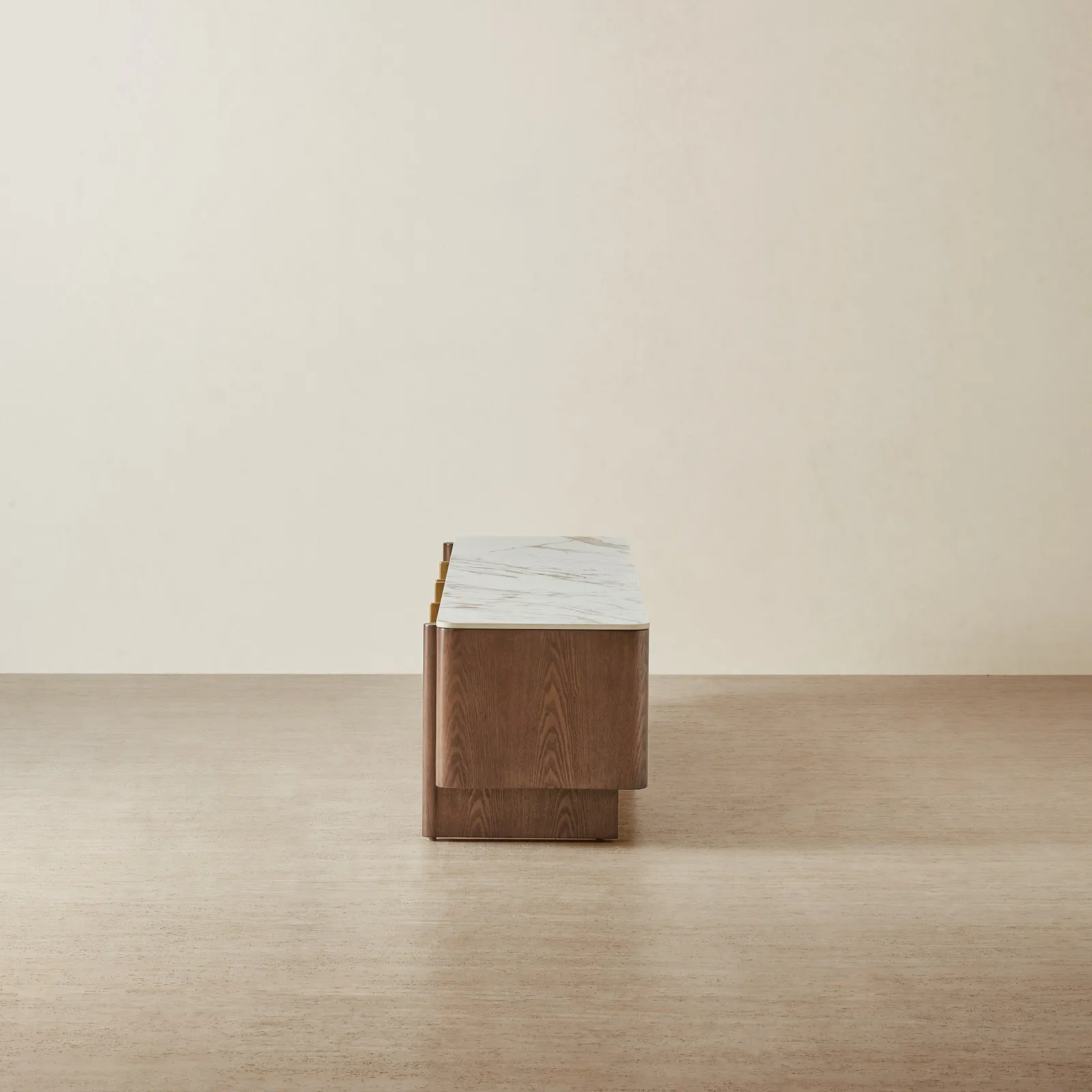 b3e0a013-fcb6-4616-93bb-75bc72ca5ce8