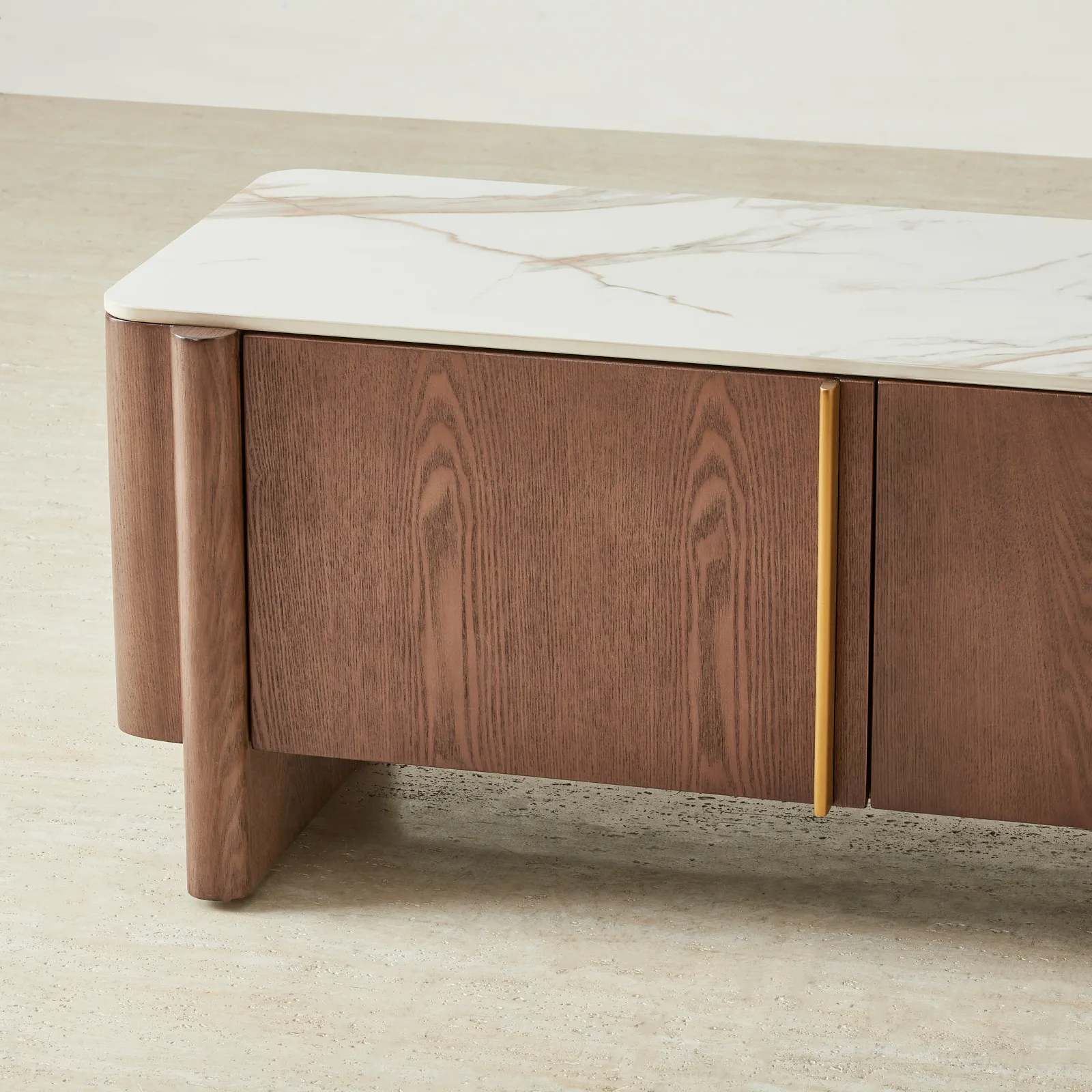 ba675817-5cde-4e6e-8c29-960b45a269c8